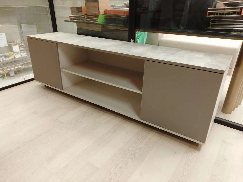 GREY TV UNIT